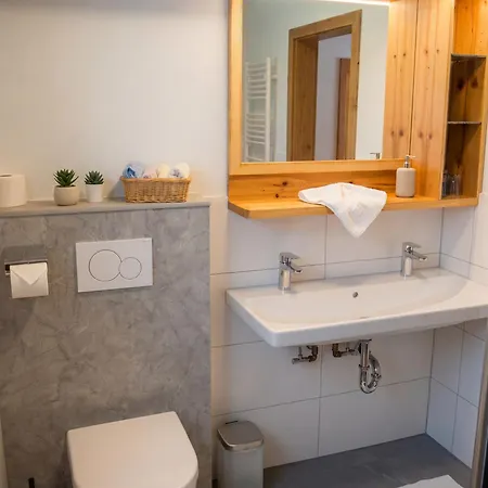Appartementhaus Angerer - Feriendomizile Pichler Apartament Heiligenblut